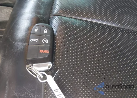 2015 Chrysler 200 C z USA, uszkodzony, nr VIN 1C3CCCEG3FN589377